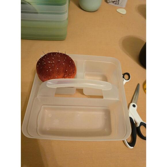 Sewing Kit - Picture 6 of 6